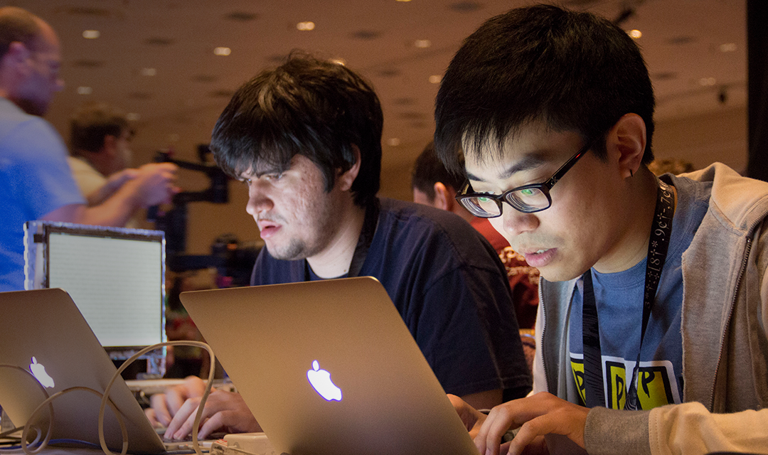 PPP members on computers at DefCon