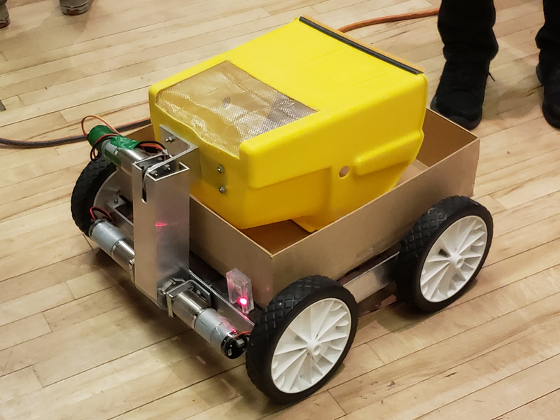 MechE master’s students designed a beach-combing robot for a small step towards a greener tomorrow.