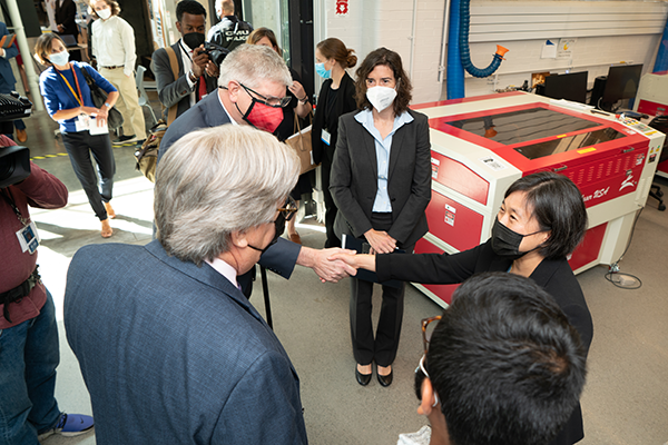 Handshake at Ambassador Tai visit