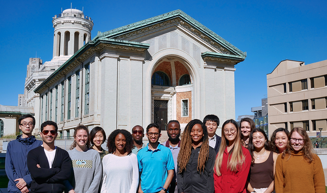A group of students in front of Hammerschlag Hall