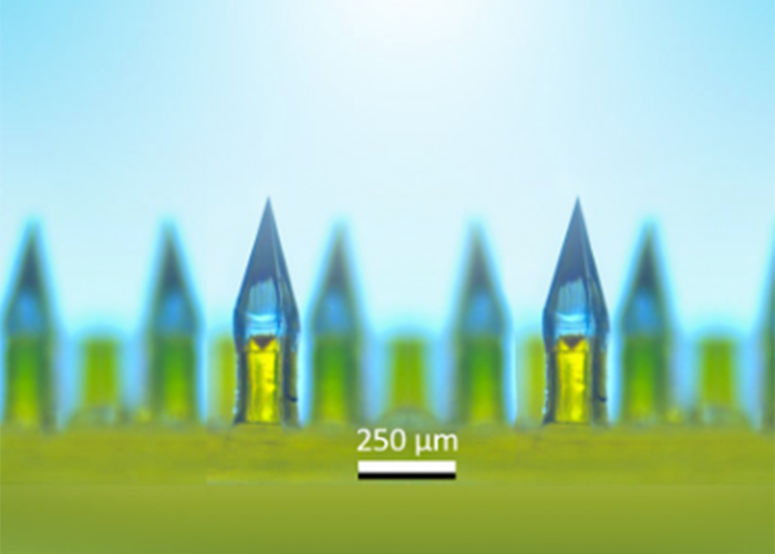 Dissolvable microneedle arrays for drug delivery